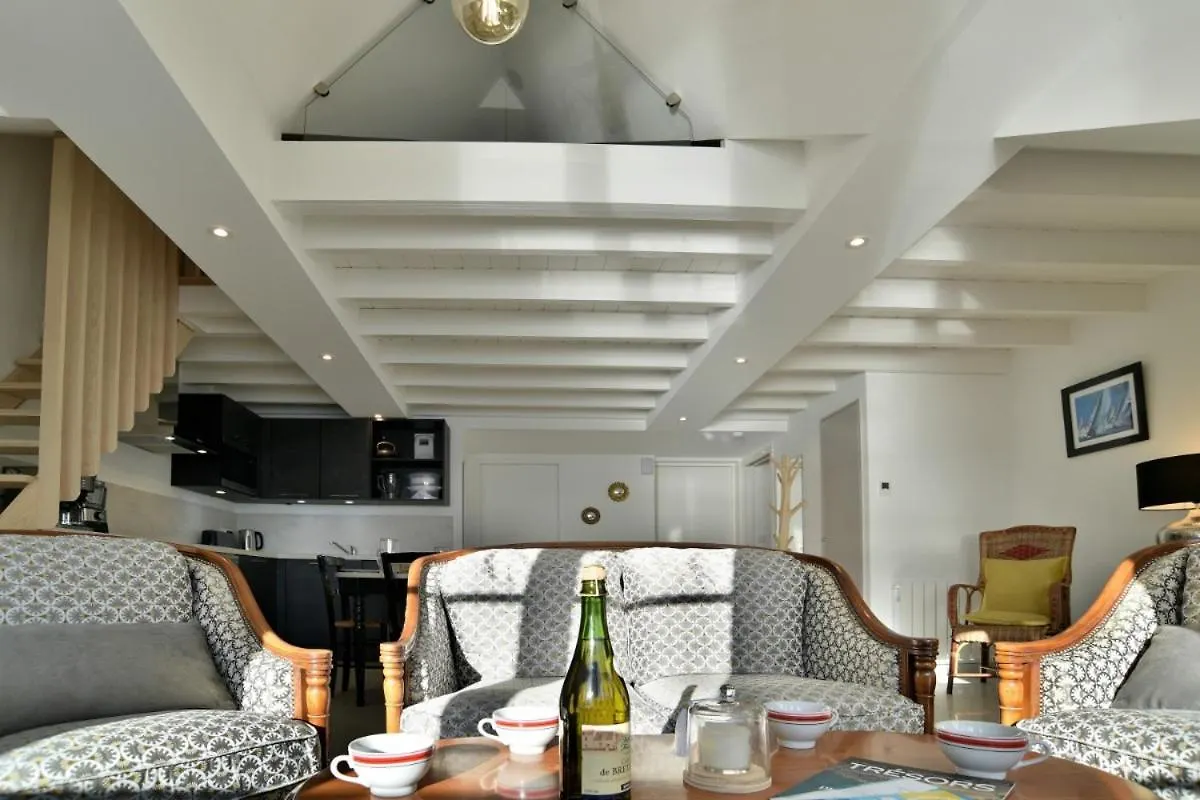 Lostra 2 - Appartement Avec Mezzanine, Front De Mer A Cancale Sur Le Port De La Houle 0*,  France