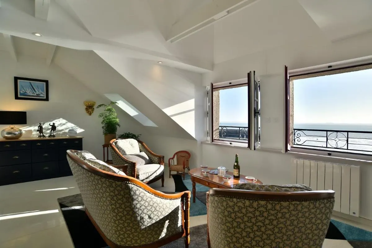 Lostra 2 - Appartement Avec Mezzanine, Front De Mer A Cancale Sur Le Port De La Houle France