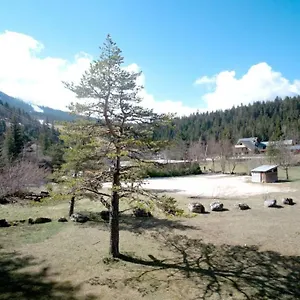 Terrasse Plein Sud, Entre Pistes Et Forêts , Corrençon-en-Vercors France