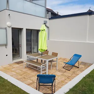  Appartement Cote Jardin - - Standing - Proche Centre Et Port