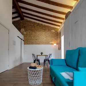 Estudiovintage. Heliopolis , Séville Espagne